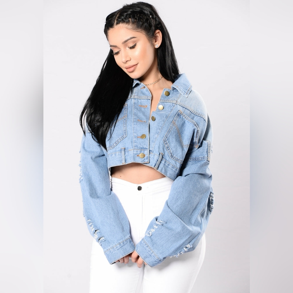 Cropped light wash denim jacket